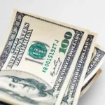 Cómo invertir en dólares desde países con alta inflación